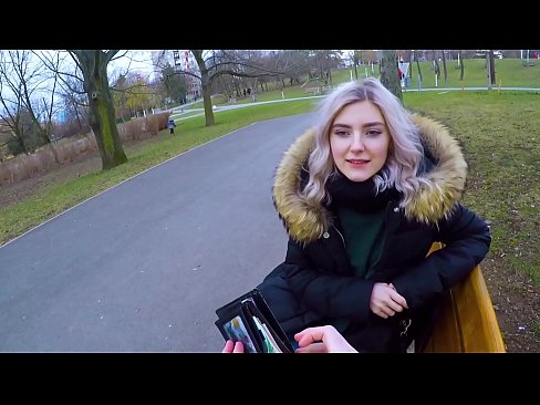 ❤️ Glutas la varman spermon de fremdulo por mono - pimo en la parko de Eva Elfie ️❌ Malĉasuloj ĉe ni ❌❤